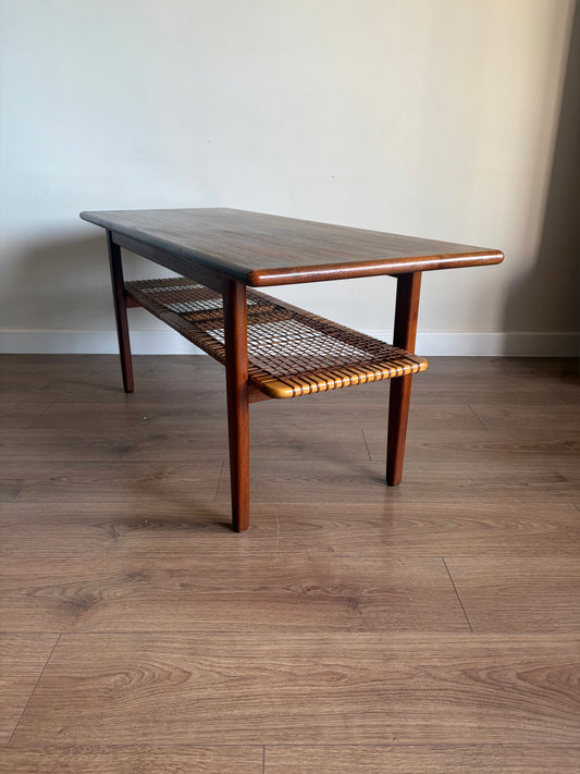 Teak Danish Coffee Table with Cane Shelf, Mid Century Modern - Excellent Condition