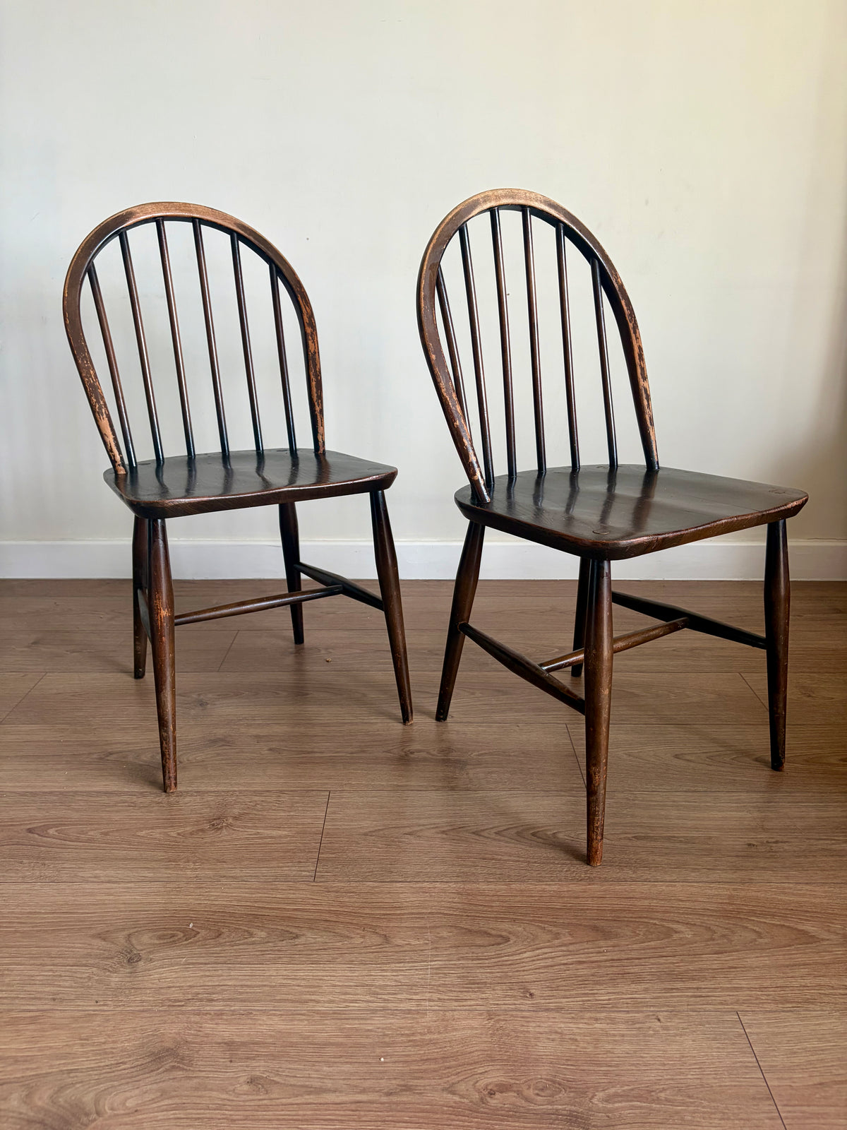 Four Ercol 370 Windsor Dining Chairs Mid-Century Modern Refurbished - Good Condition