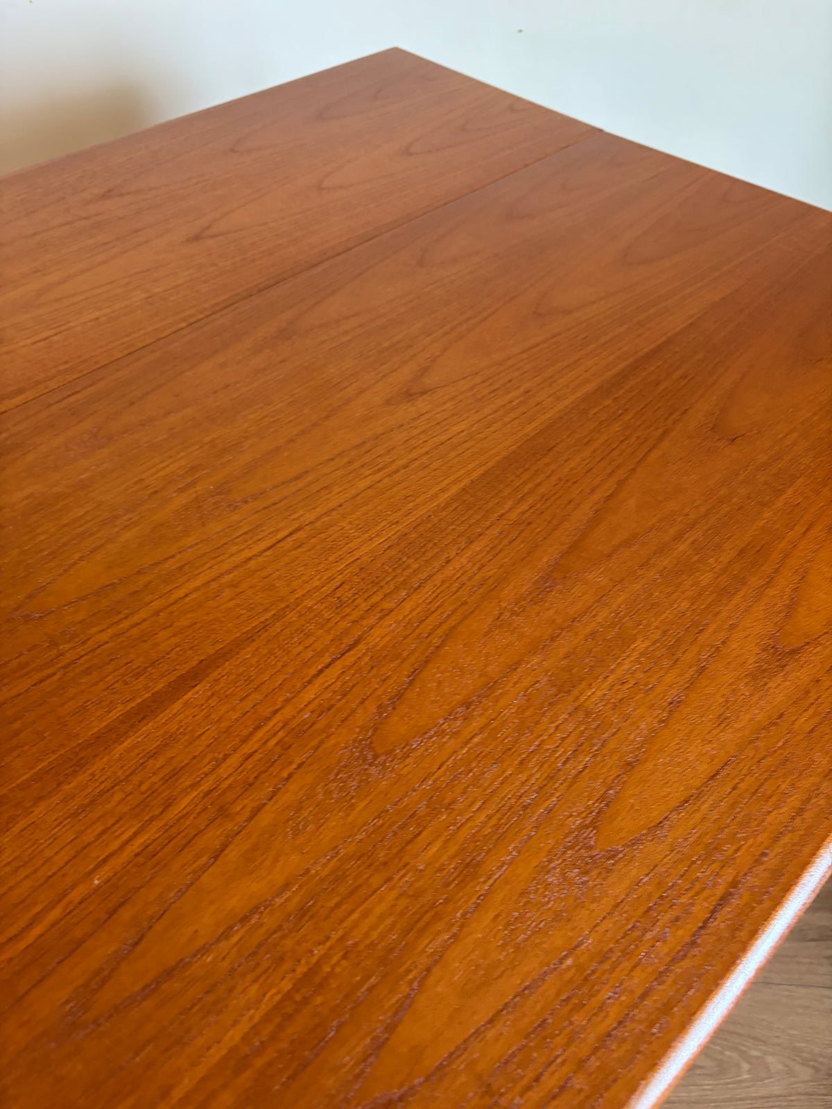 G-Plan Fresco Gate Leg Dining Table in Excellent Condition, Mid Century Modern Refurbished