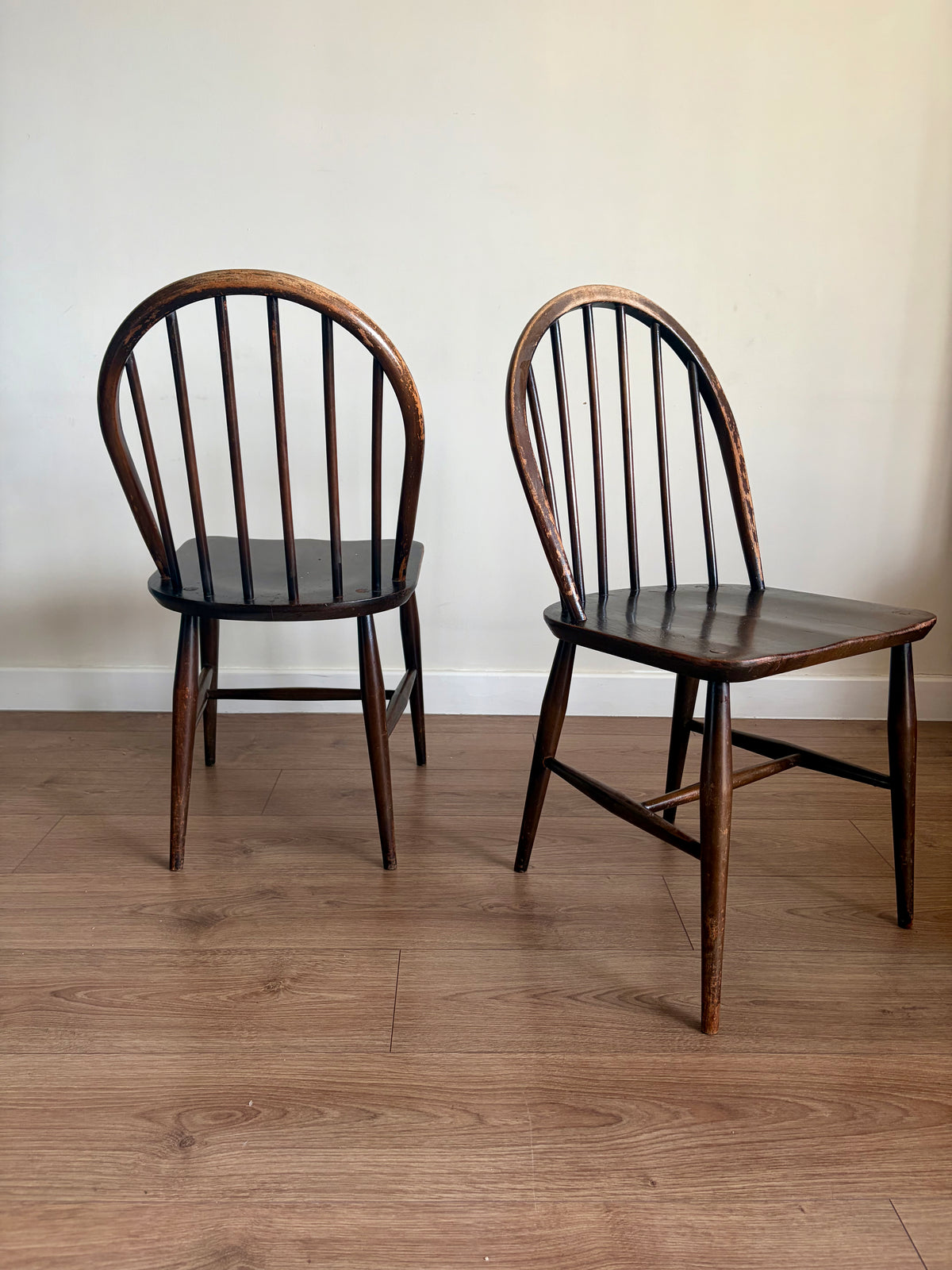 Four Ercol 370 Windsor Dining Chairs Mid-Century Modern Refurbished - Good Condition