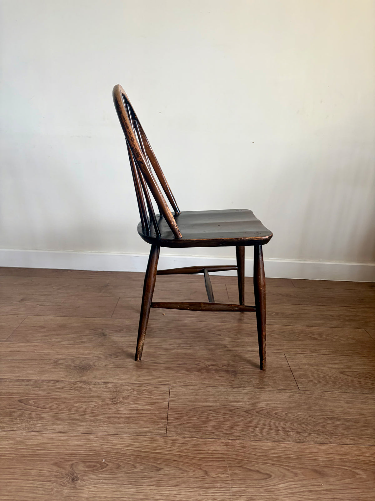 Four Ercol 370 Windsor Dining Chairs Mid-Century Modern Refurbished - Good Condition