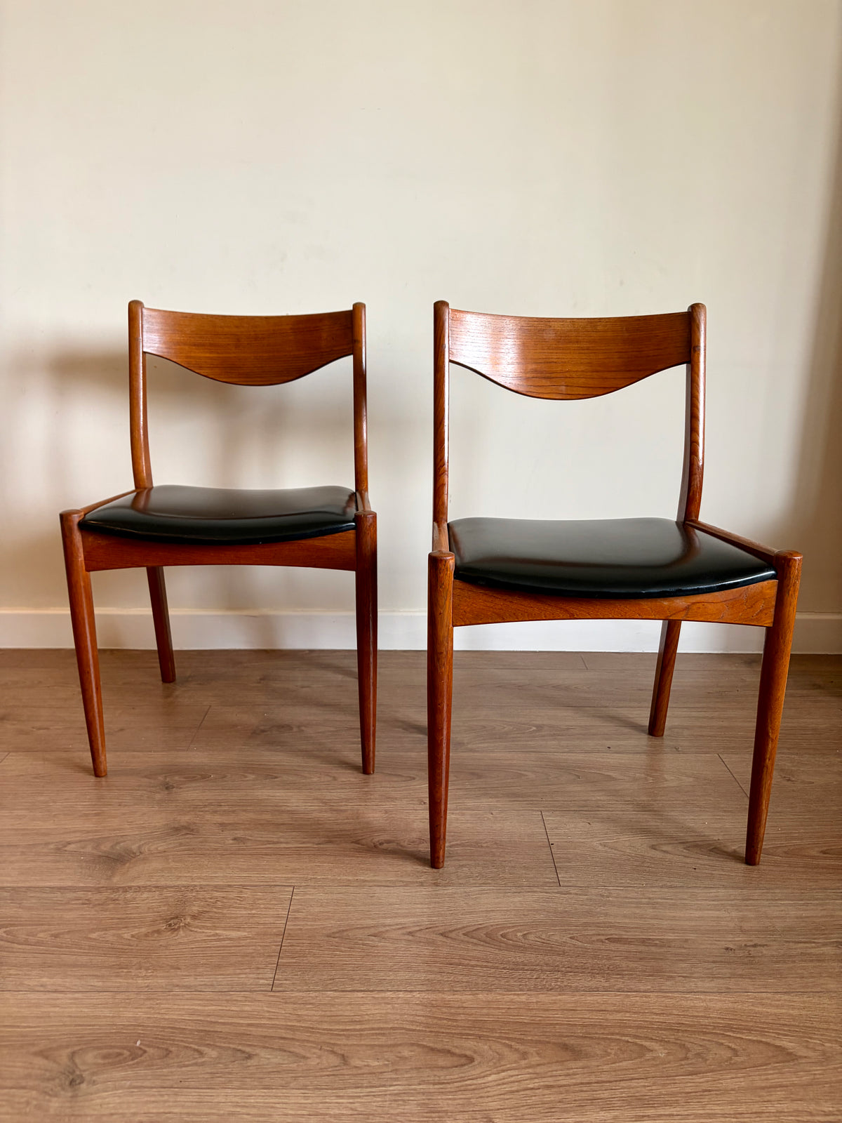 Six Danish Teak Dining Chairs for SL Møbler Mid-Century Modern Refurbished in Excellent Condition