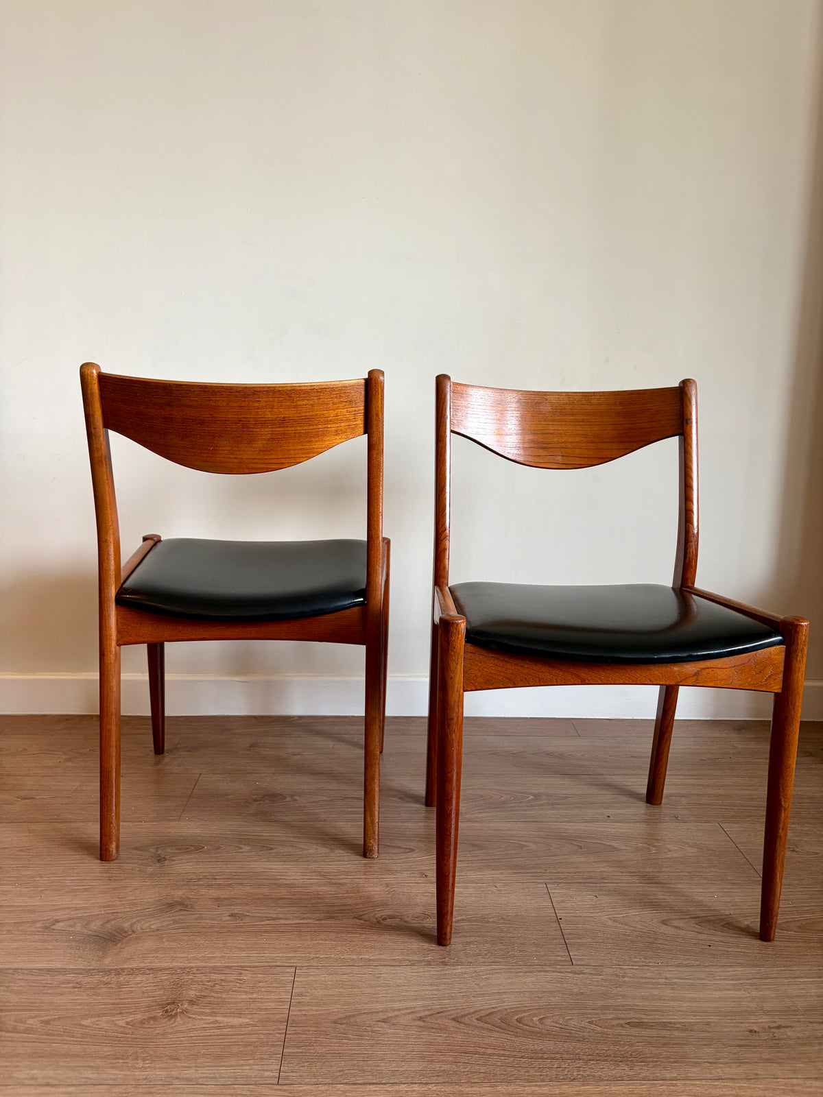 Six Danish Teak Dining Chairs for SL Møbler Mid-Century Modern Refurbished in Excellent Condition