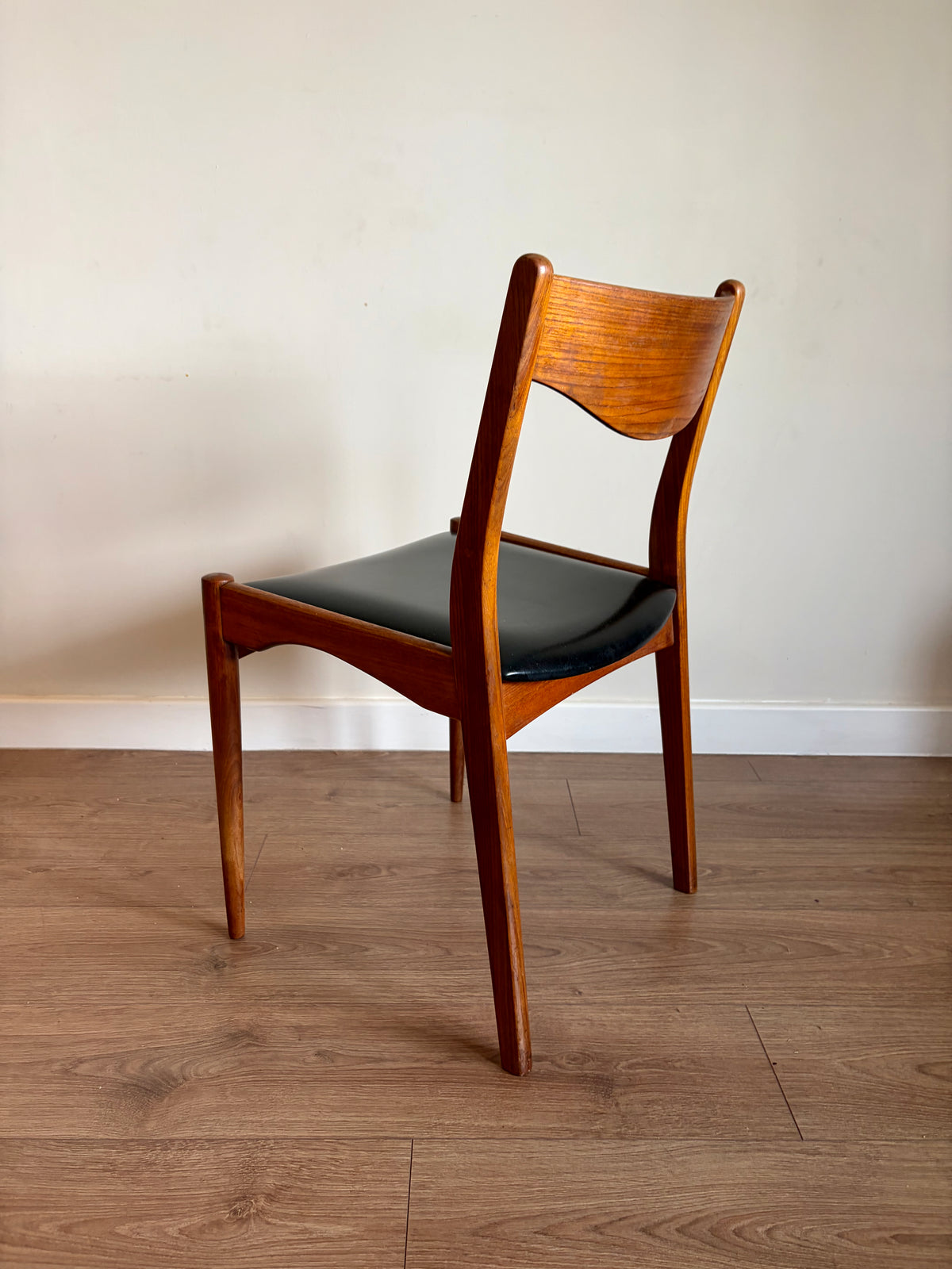 Six Danish Teak Dining Chairs for SL Møbler Mid-Century Modern Refurbished in Excellent Condition