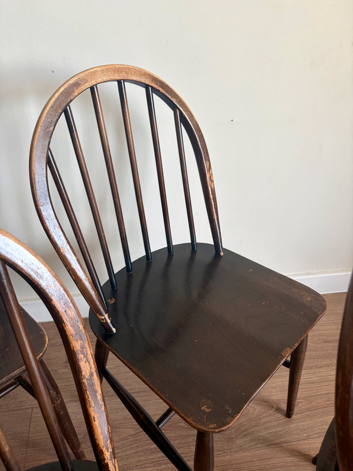Four Ercol 370 Windsor Dining Chairs Mid-Century Modern Refurbished - Good Condition