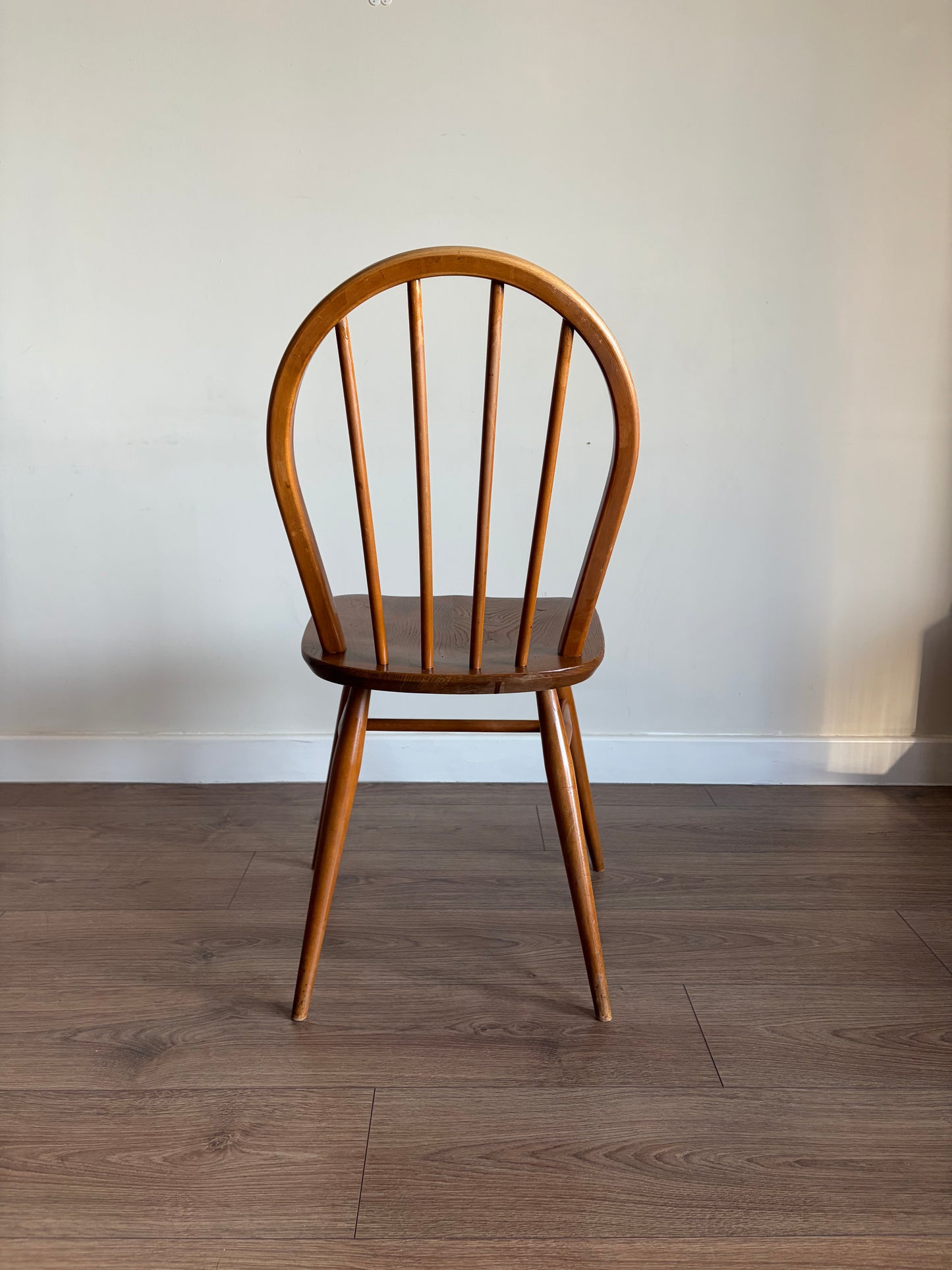 Four Ercol 400 Windsor Dining Chairs Excellent Condition Mid-Century Refurbished - Excellent Condition