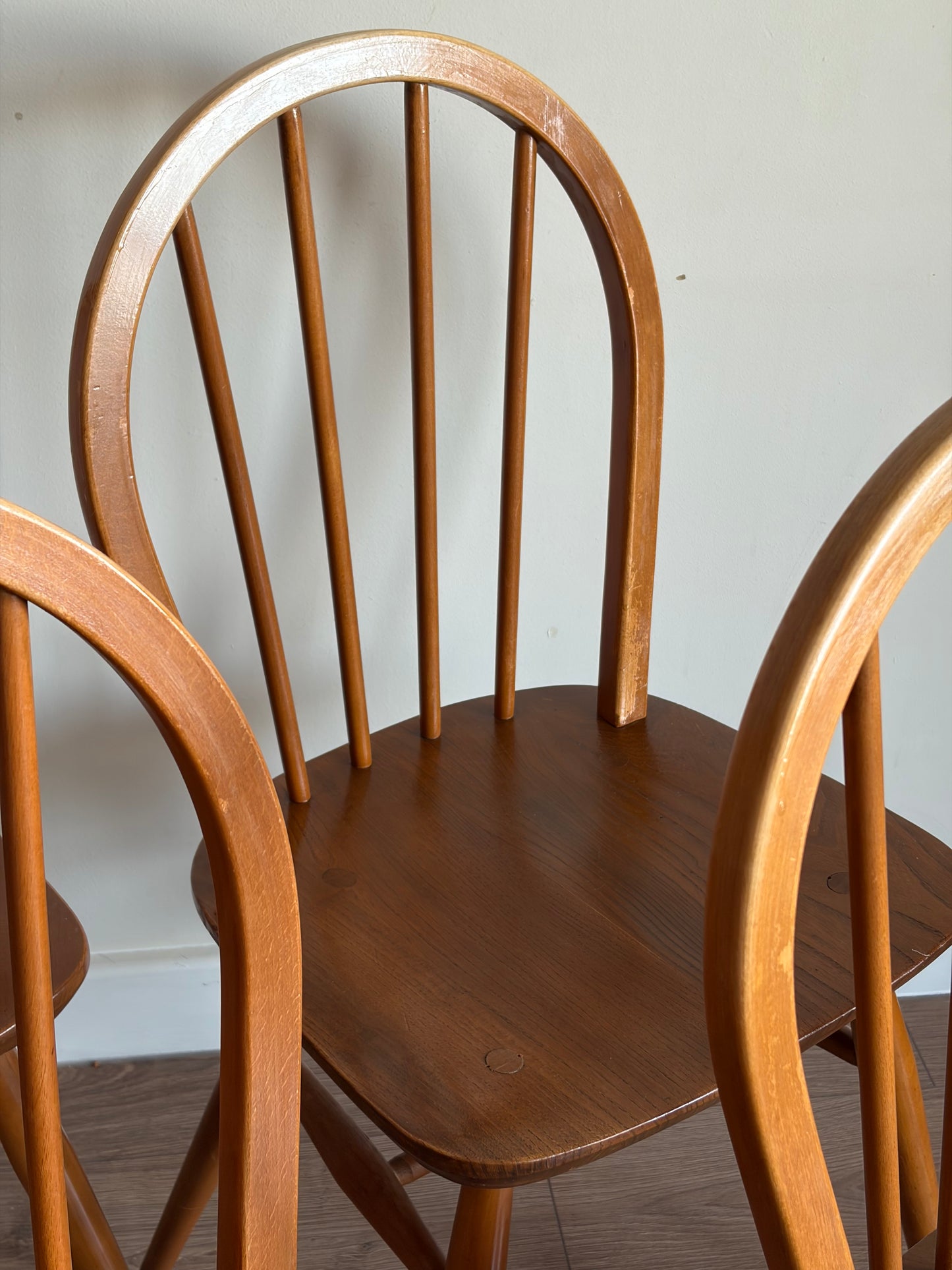 Four Ercol 400 Windsor Dining Chairs Excellent Condition Mid-Century Refurbished - Excellent Condition