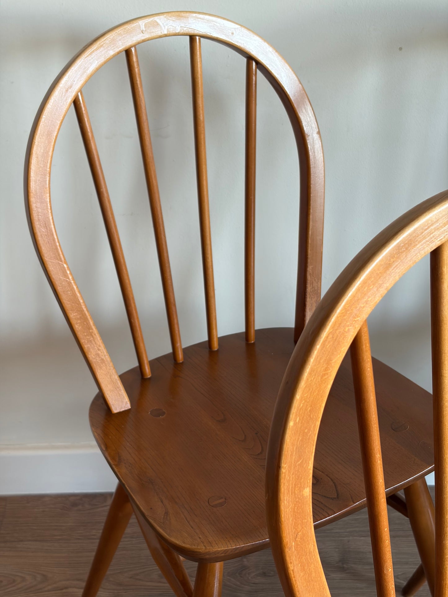 Four Ercol 400 Windsor Dining Chairs Excellent Condition Mid-Century Refurbished - Excellent Condition